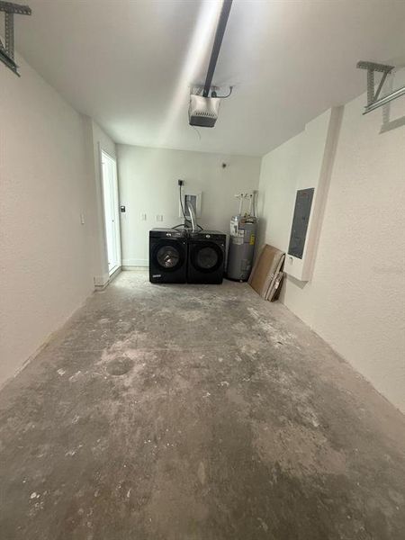 Spacious, unfurnished interior of a new home in , Lehigh Acres (Image 20). Spacious, unfurnished interior of a new home in , Lehigh Acres (Image 20).