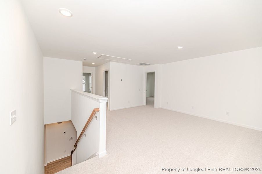 Spacious, unfurnished interior of a new home in Coventry Woods, Fayetteville (Image 20).