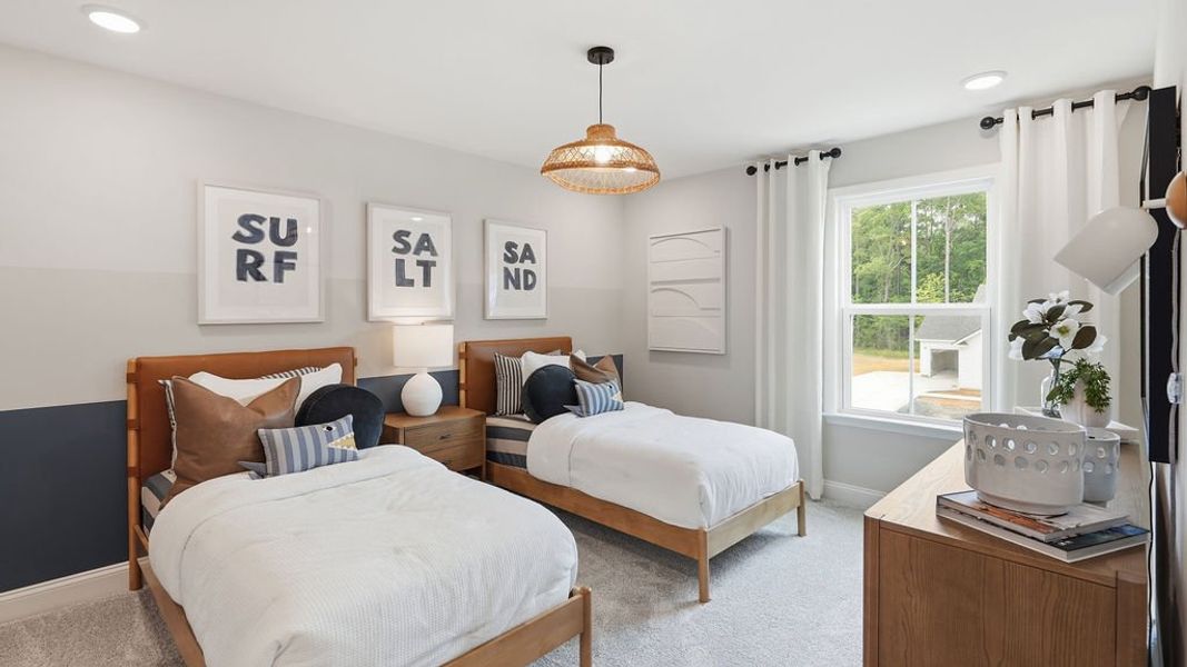 Representative furnished interior of a home built from the Braddock by Pulte Homes in Oakleaf Chase, Blythewood (Image 38).