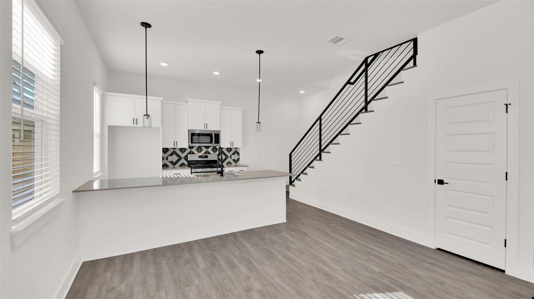 Image 27 of a home in .