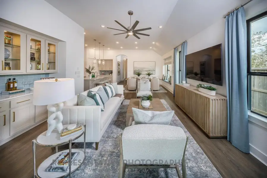 Furnished interior view inside a new home in Riceland: 50ft. lots, Mont Belvieu (Image 29).