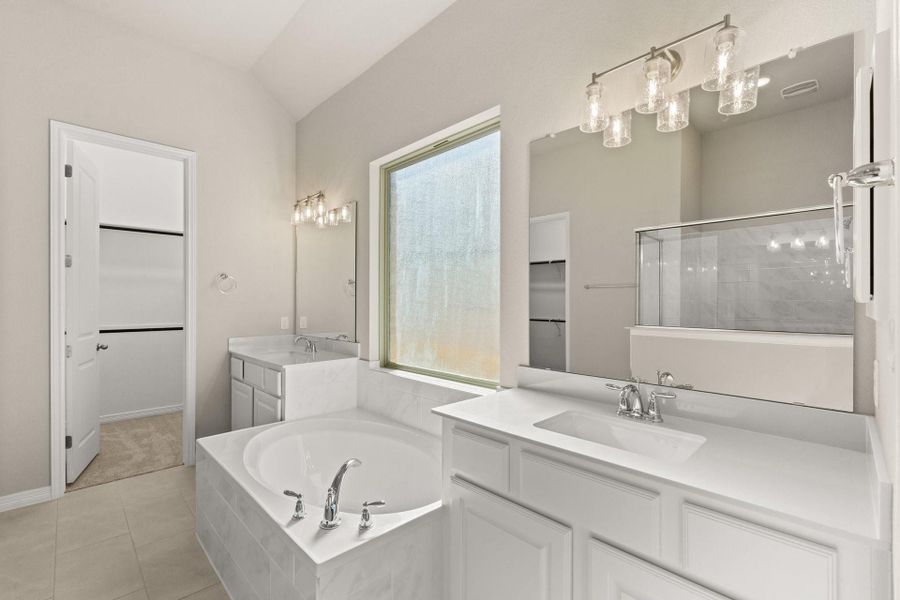 Dual Vanities and Garden Tub in Primary Bath