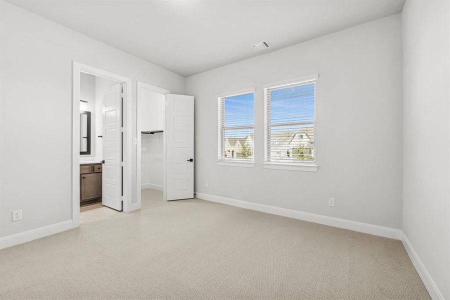 Spacious, unfurnished interior of a new home in South Pointe  Village Series, Mansfield (Image 27).