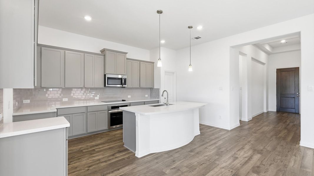 Furnished interior view inside a new home in Churchill, Anna (Image 17).