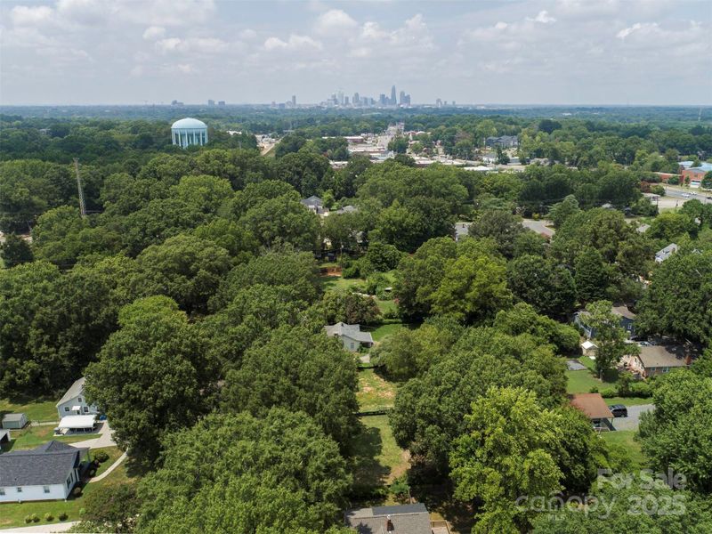 Image 30 of a home in .