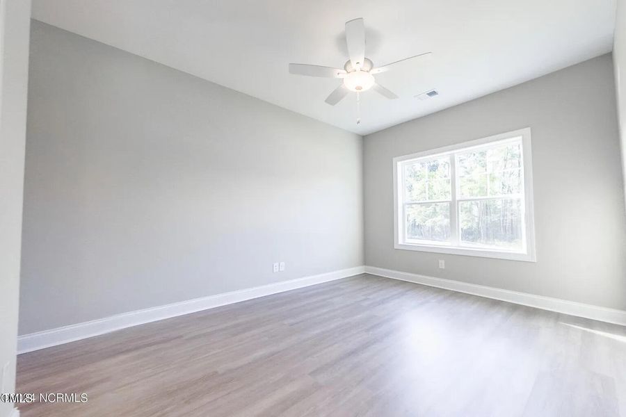 a408a3eae5b672f6116509f120d9a390-uncropp