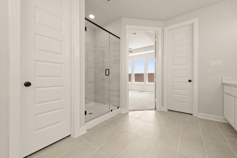 Representative image. Features, specifications, selections and colors may vary.