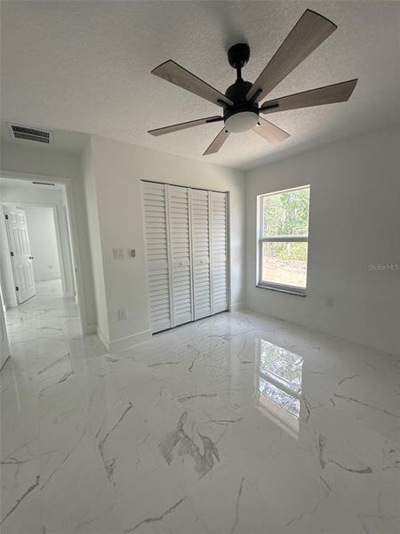 Image 14 of a home in .