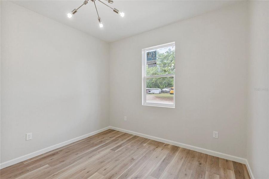 Spacious, unfurnished interior of a new home in , Tampa (Image 11).