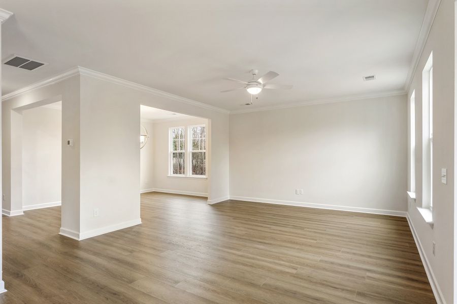 Spacious, unfurnished interior of a new home in Ridgecrest at Midway, Anderson (Image 25).