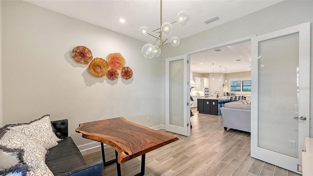 Furnished interior view inside a new home in Windward, Lakewood Ranch (Image 6). Furnished interior view inside a new home in Windward, Lakewood Ranch (Image 6).