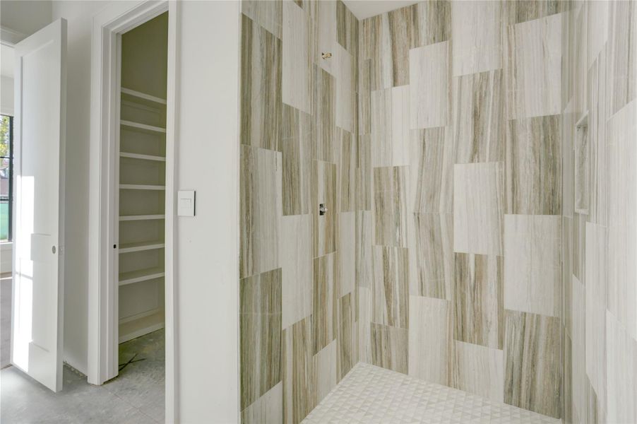 Image 16 of a home in . Image 16 of a home in .