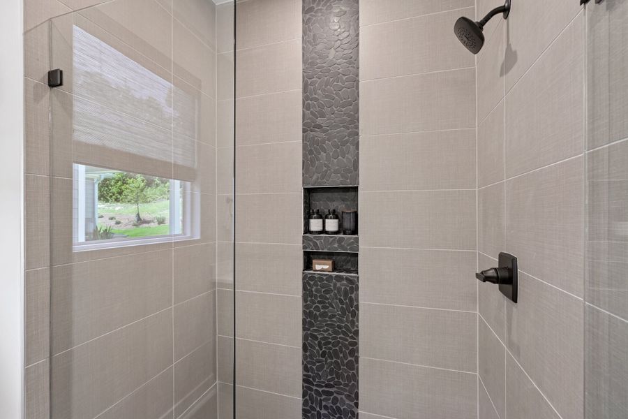 Representative interior finishes for a home built from the Hickory Hill by Tri Pointe Homes in Altis At Serenity, Fuquay Varina (Image 21).