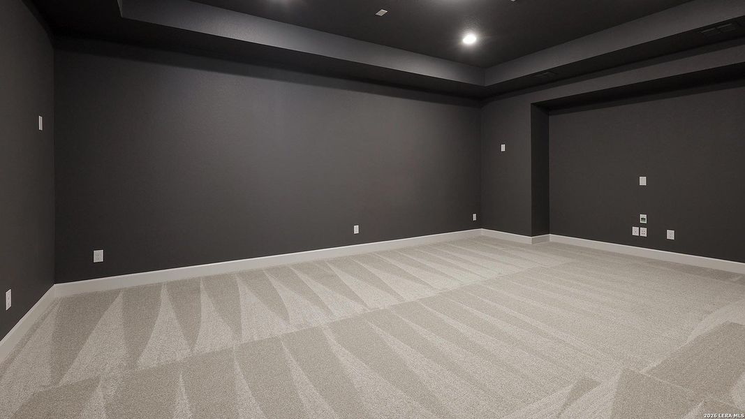 Spacious, unfurnished interior of a new home in Esperanza, Boerne (Image 19).