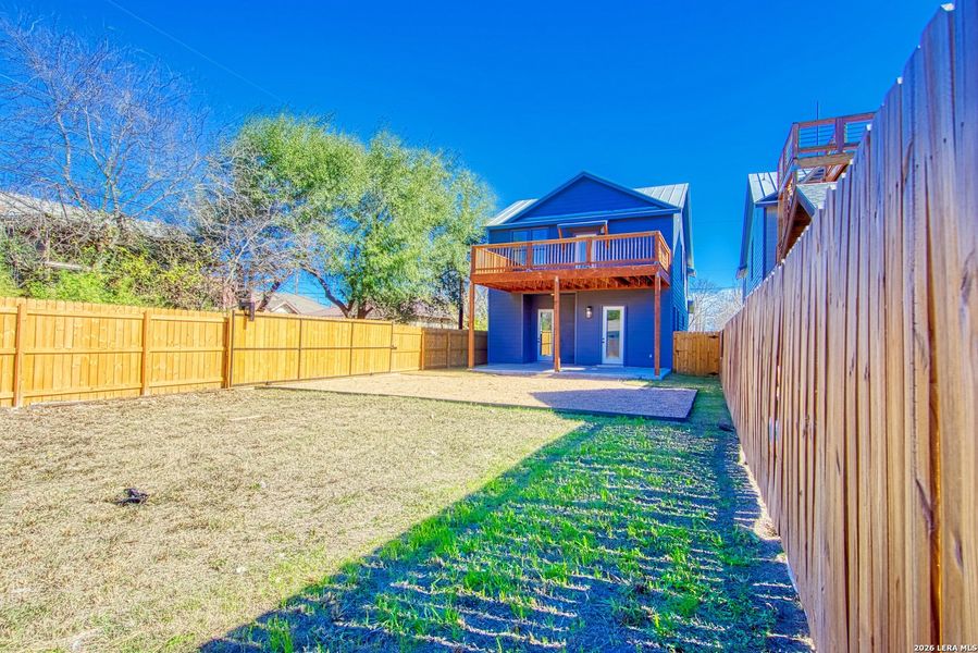 Exterior details and patio area of a home in , San Antonio (Image 21).
