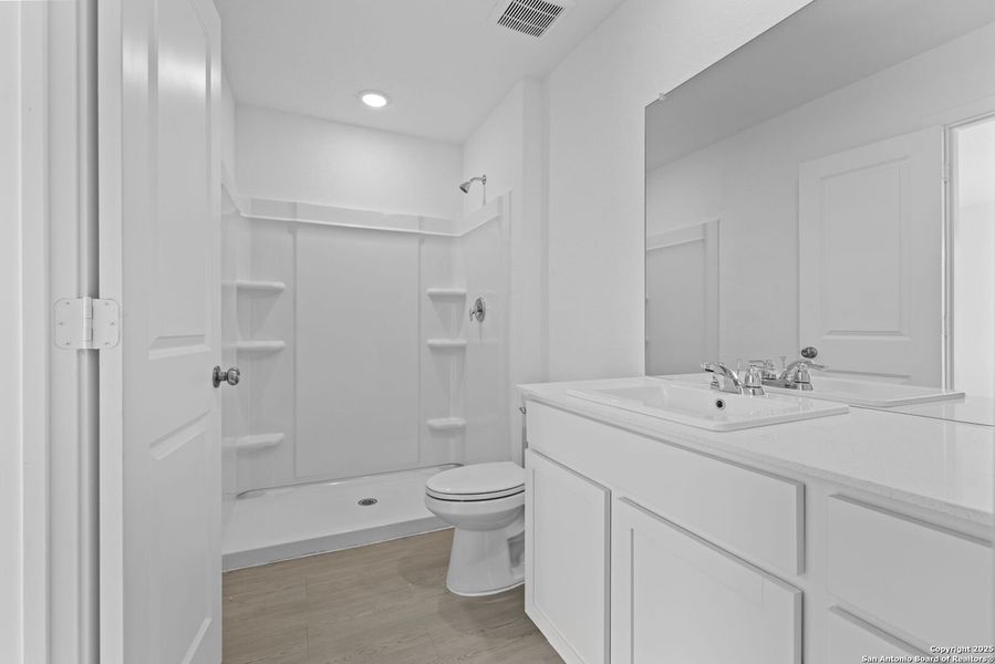 Furnished interior view inside a new home in Torian Village: Watermill Collection, San Antonio (Image 5). Furnished interior view inside a new home in Torian Village: Watermill Collection, San Antonio (Image 5).