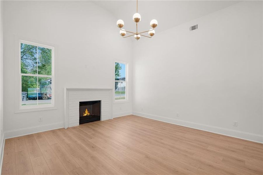 Spacious, unfurnished interior of a new home in , Calhoun (Image 11).