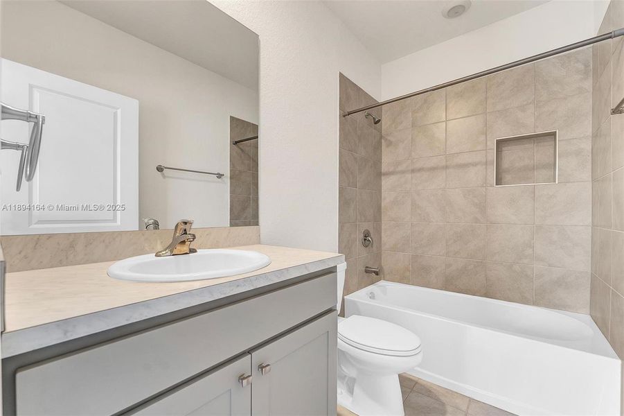 Image 36 of a home in .