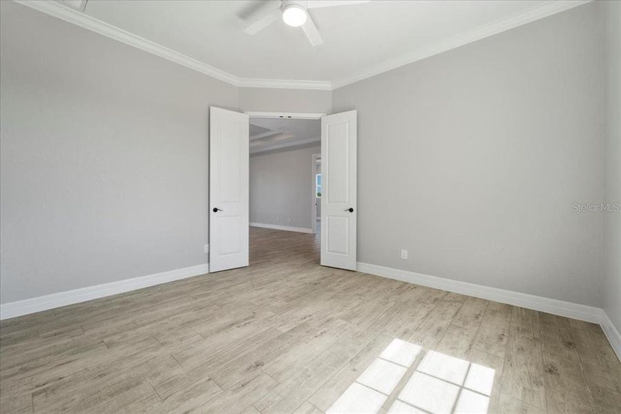 Spacious, unfurnished interior of a new home in , Port Charlotte (Image 27).