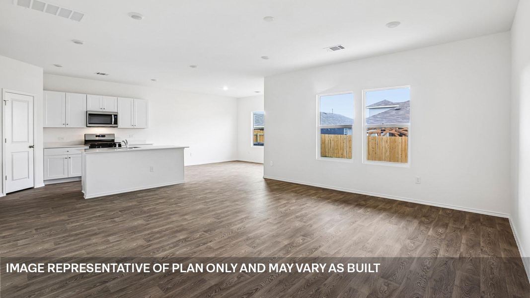 Spacious, unfurnished interior of a new home in Wayside, Uhland (Image 14).