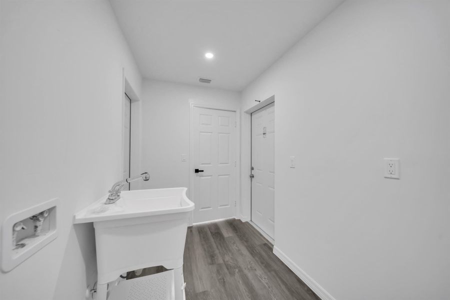 Furnished interior view inside a new home in , Lehigh Acres (Image 9). Furnished interior view inside a new home in , Lehigh Acres (Image 9).