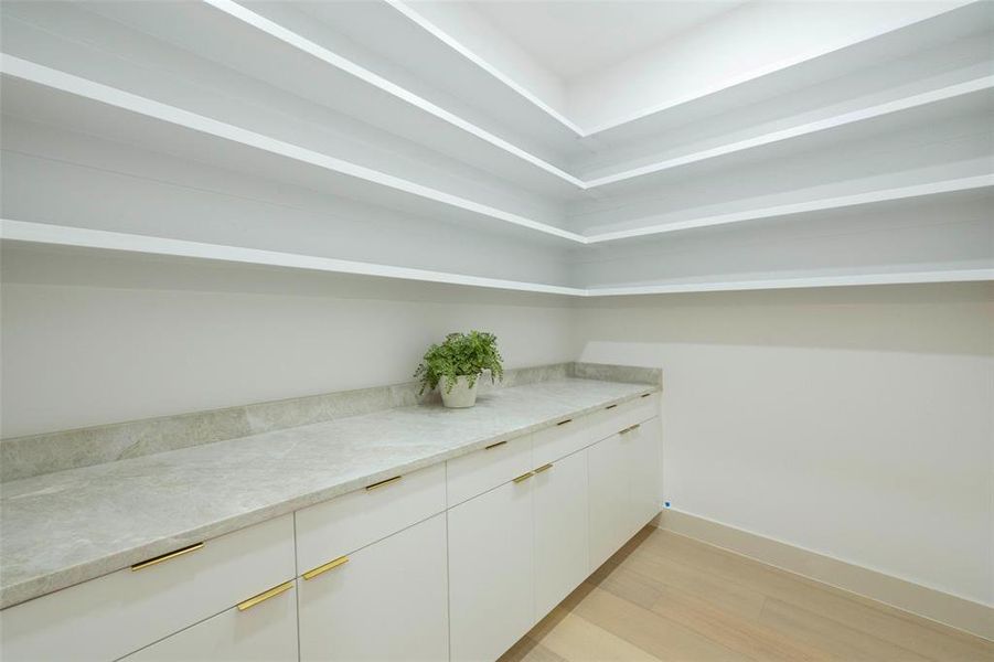 Furnished interior view inside a new home in , Dallas (Image 6).