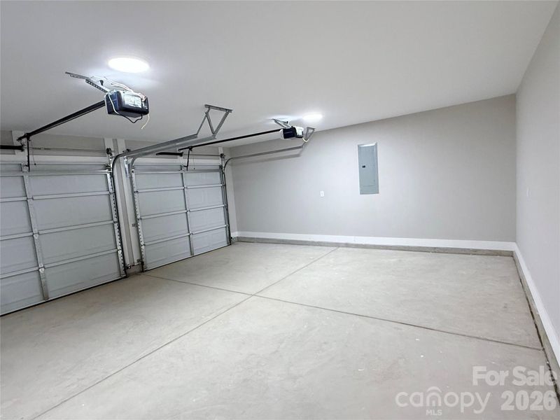 Spacious, unfurnished interior of a new home in , Mooresville (Image 39).