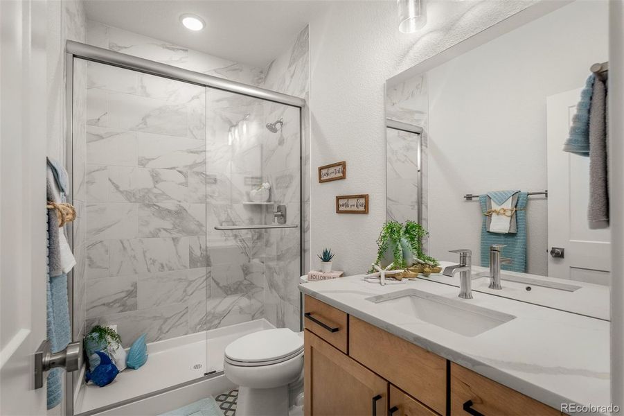 Furnished interior view inside a new home in Cloverleaf – Mountainview Collection, Monument (Image 33). Furnished interior view inside a new home in Cloverleaf – Mountainview Collection, Monument (Image 33).