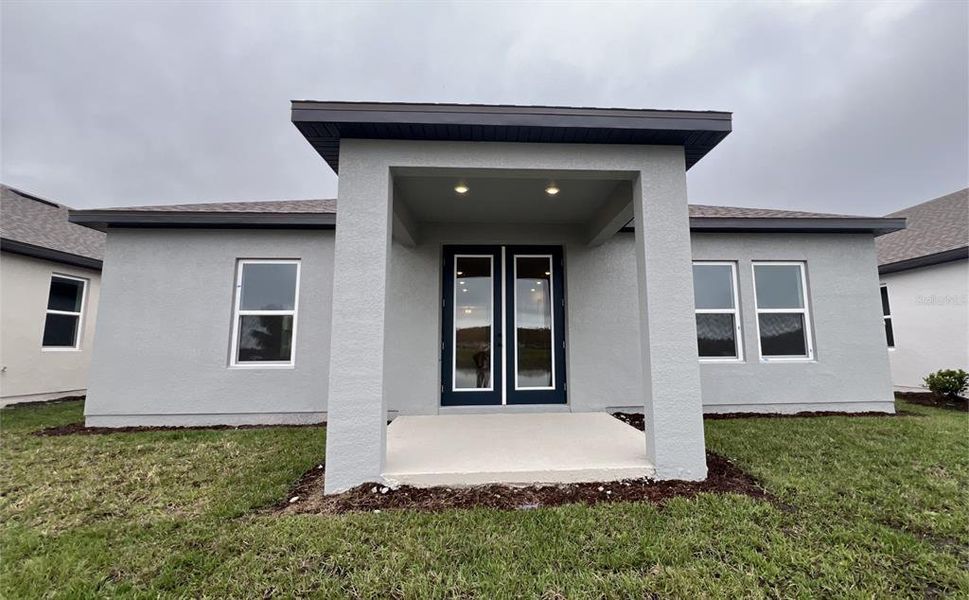 Exterior details and patio area of a home in , Kissimmee (Image 17).