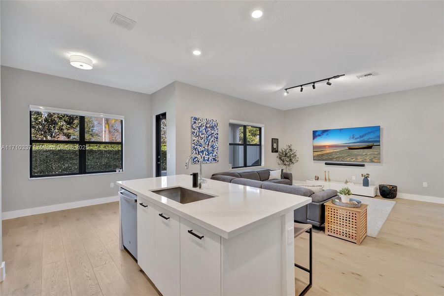 Kitchen overlooks great room - plenty of space for an eat in kitchen table