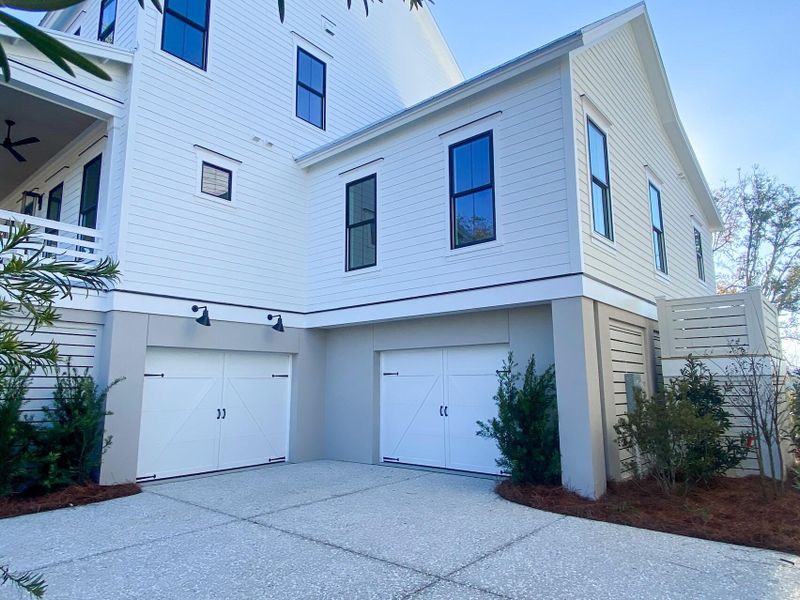 Image 33 of a home in .