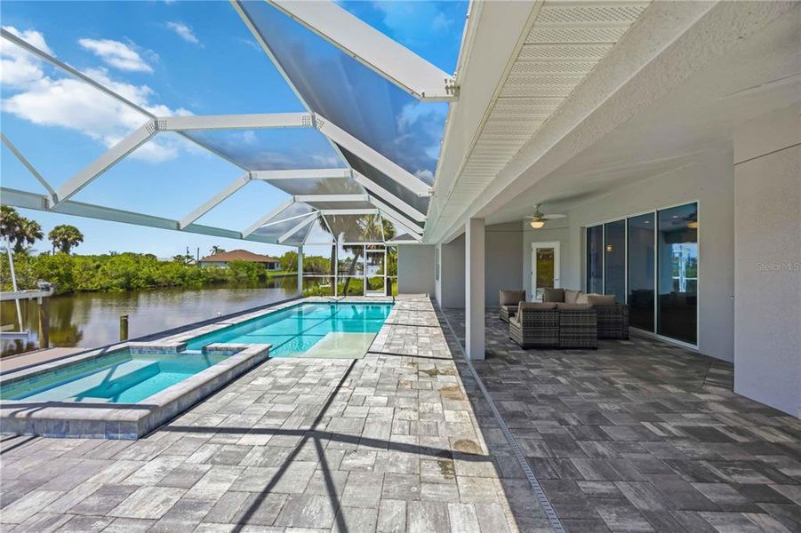 Exterior details and patio area of a home in , Port Charlotte (Image 35).