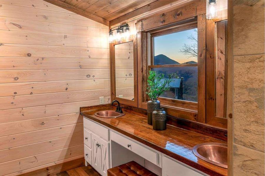 Furnished interior view inside a new home in , Blue Ridge (Image 15). Furnished interior view inside a new home in , Blue Ridge (Image 15).