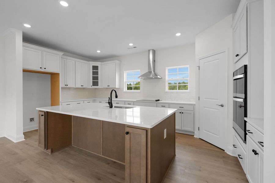 Furnished interior view inside a new home in Carothers Farms, Nolensville (Image 6).