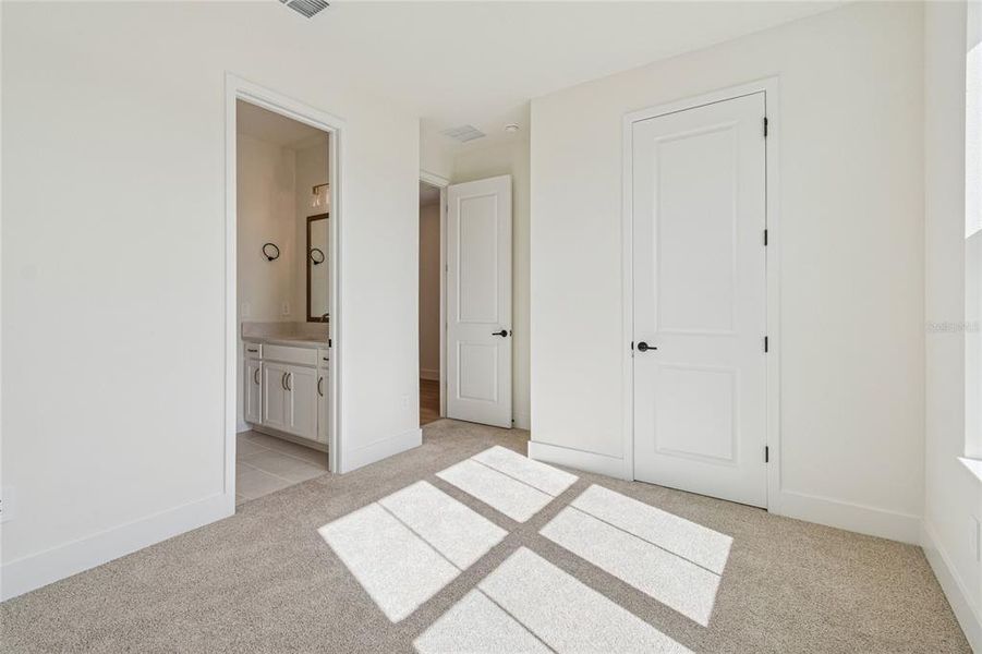 Spacious, unfurnished interior of a new home in Coasterra, Palmetto (Image 30).