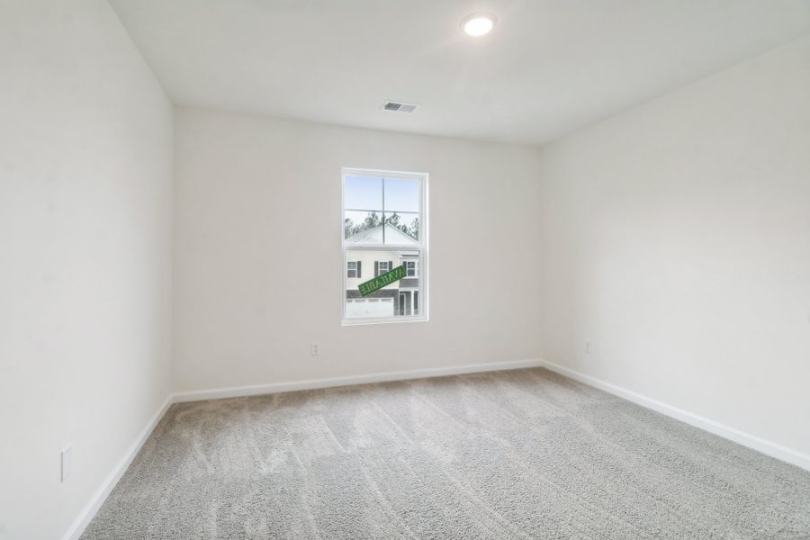 Spacious, unfurnished interior of a new home in Portrait Hills, Aiken (Image 15).