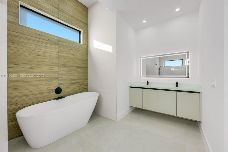 Furnished interior view inside a new home in , Cape Coral (Image 6).