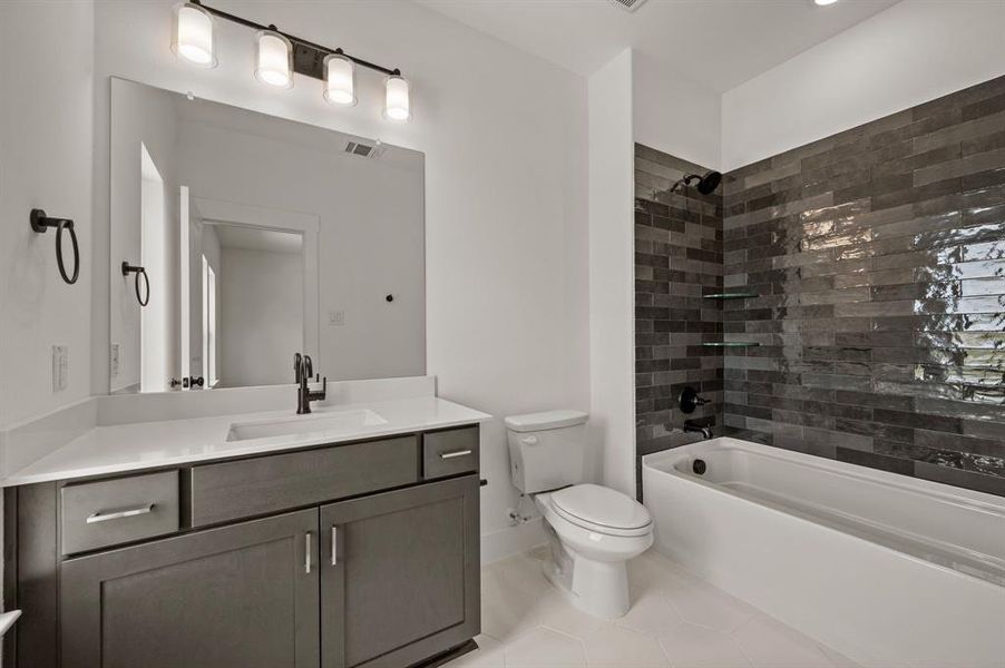 Your guests will love having their own private en suite bath!