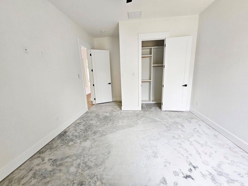 Spacious, unfurnished interior of a new home in , New Caney (Image 12).