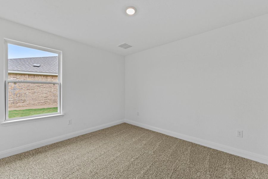 Spacious, unfurnished interior of a new home in Riverview, Georgetown (Image 15).