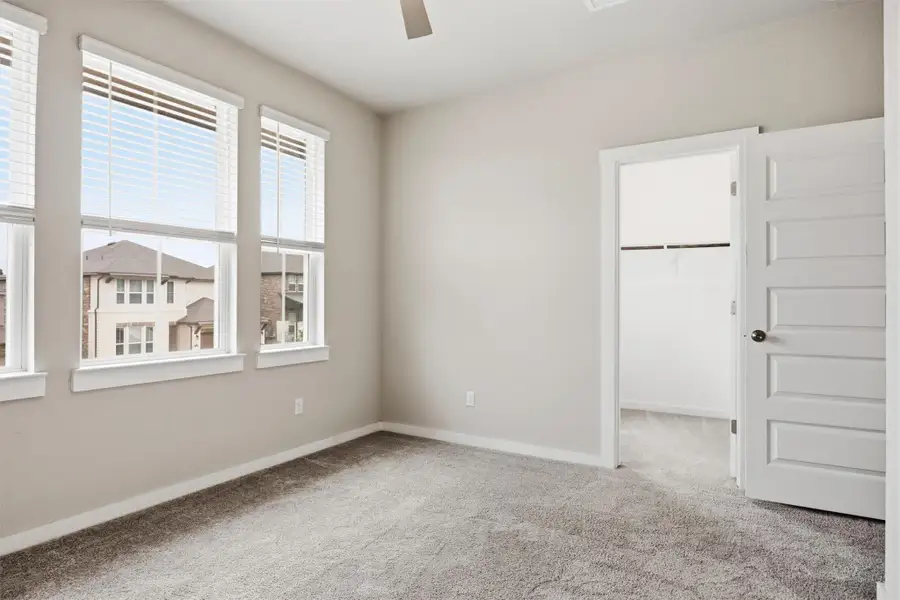 Spacious, unfurnished interior of a new home in , Georgetown (Image 23).