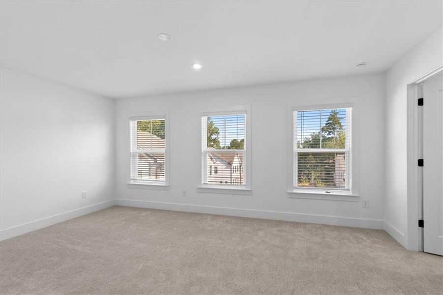 Spacious, unfurnished interior of a new home in , Decatur (Image 18).