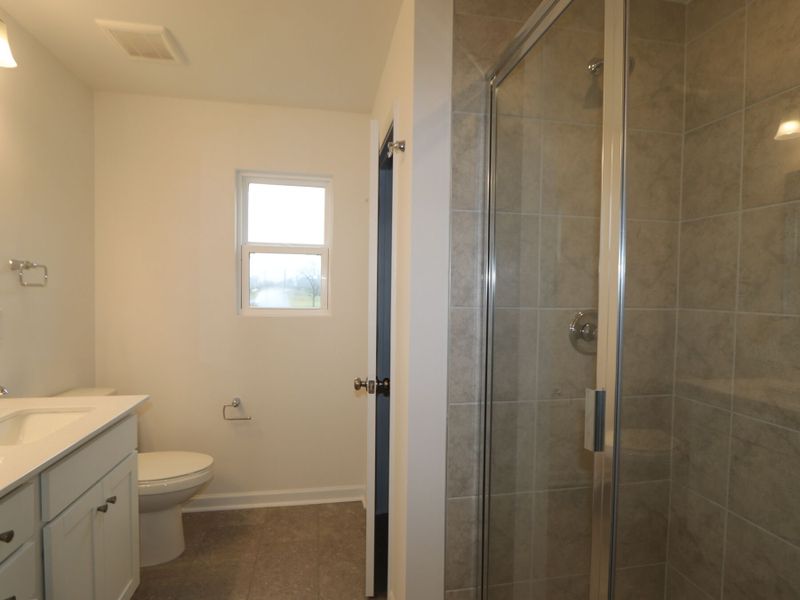 Owner's Bathroom Owner's Bathroom