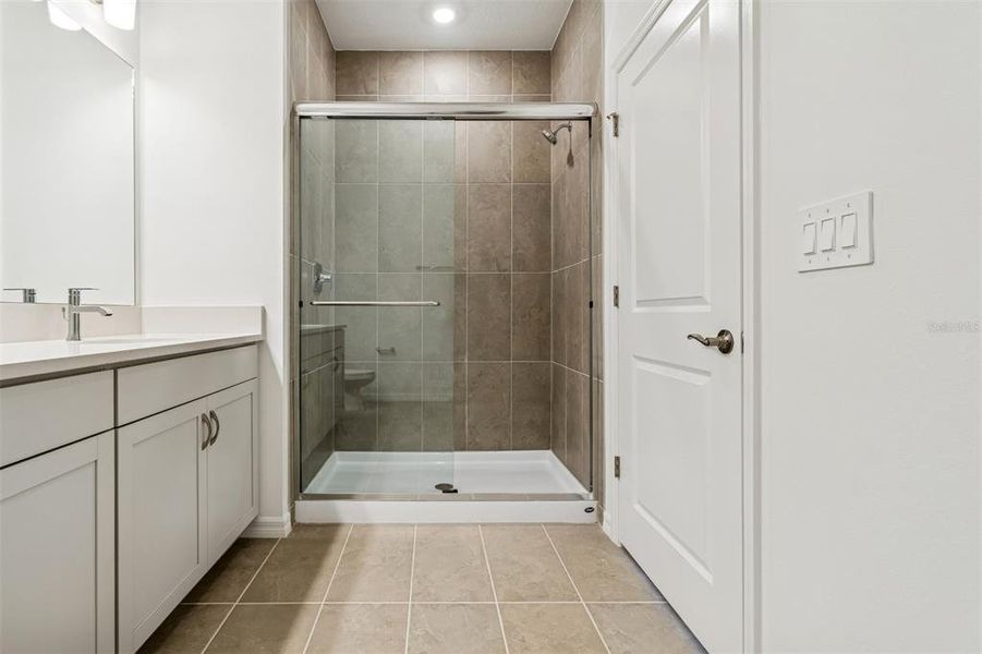 Furnished interior view inside a new home in Southpointe, Palmetto (Image 6).