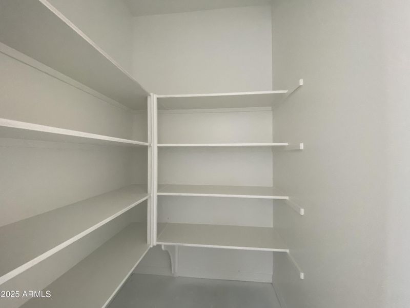 Walk in Pantry