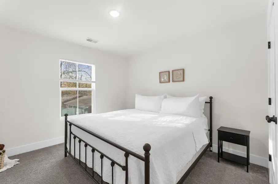 Furnished interior view inside a new home in , Hanahan (Image 8).