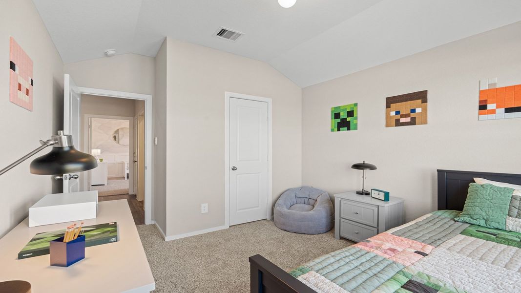 Representative furnished interior of a home built from the Gaven by D.R. Horton in River Ranch Meadows, Dayton (Image 6).