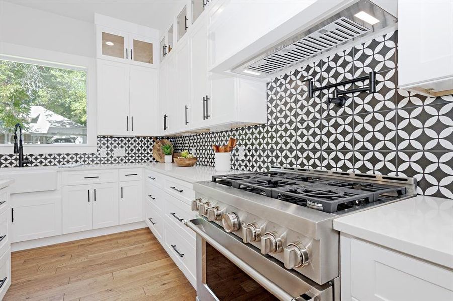 A KitchenAid Premium 36” Gas Range with Bluetooth Technology and Precision Controls. A KitchenAid Premium 36” Gas Range with Bluetooth Technology and Precision Controls.
