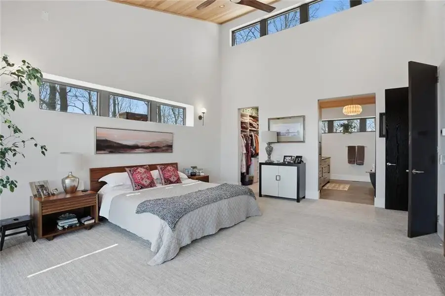 Furnished interior view inside a new home in , Jasper (Image 27).