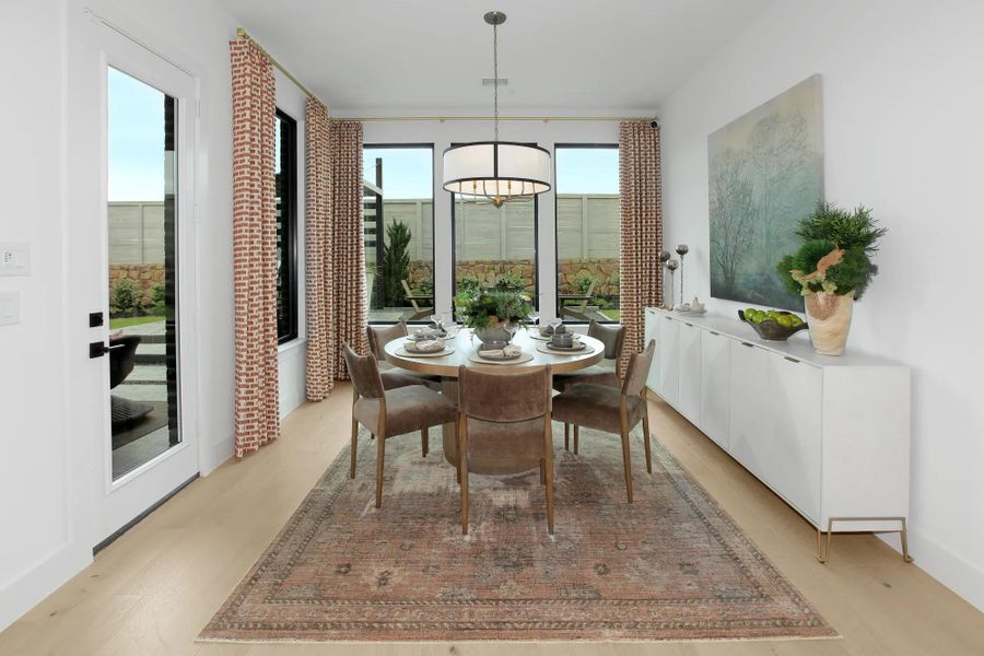 Eastland II Dining Room